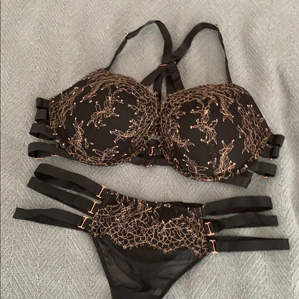 Bra and panty set
